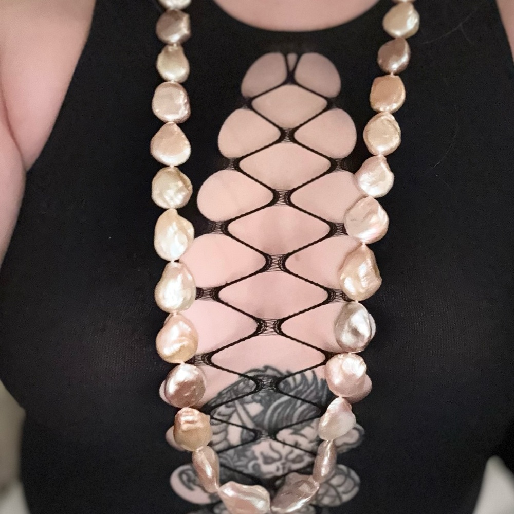 Real Pearls necklace by Baroque